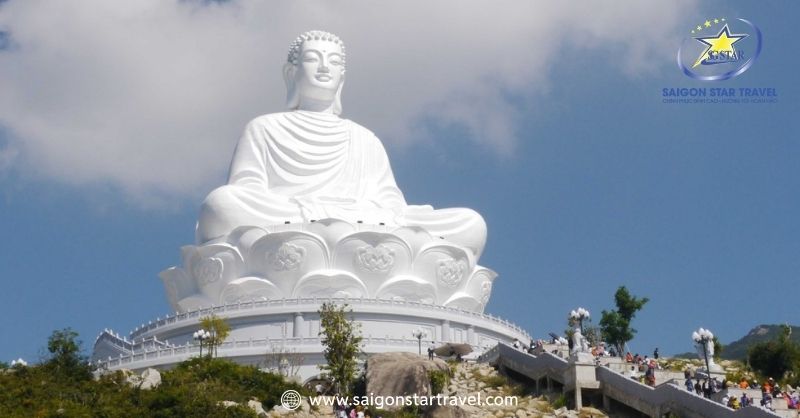 Check in Bức Tượng Phật ngồi cao nhất Đông Nam Á tại Linh Phong Tự