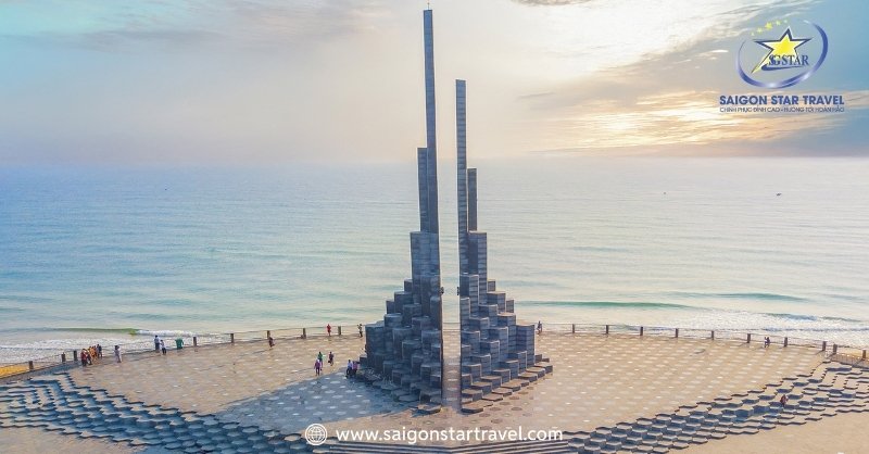 Check-in Tháp Nghinh Phong với lối kiến trúc đầy ấn tượng