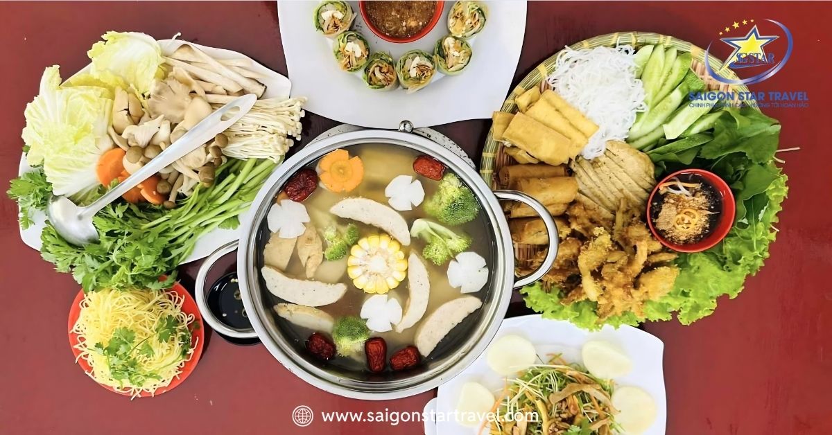 Thưởng thức mâm lẩu chay thanh tịnh