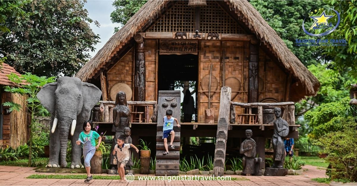 Tham quan Buôn Ako Dhong