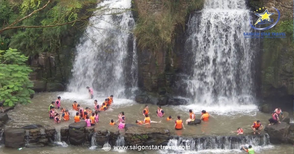 Du Lịch Thác Đá Hàn - Điểm Đến Cuối Tuần Lý Tưởng Cho Giới Trẻ