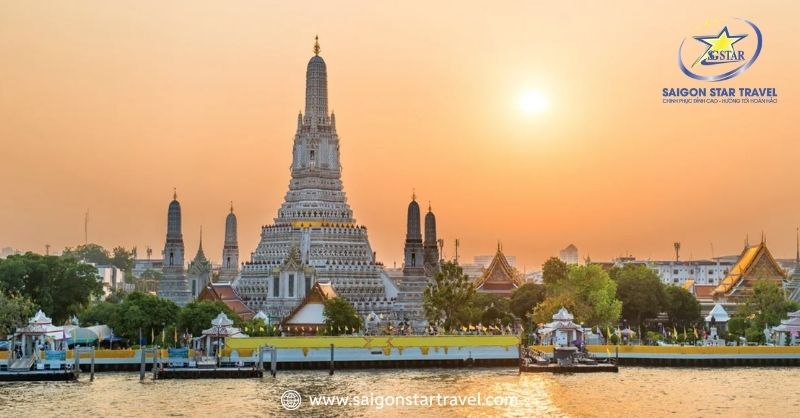 Tour Thái Lan 3 ngày 2 đêm | Wat Arun nhìn từ phía bên kia bờ sông Chao Phraya
