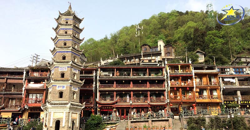 Tour Du Lịch Trương Gia Giới Phượng Hoàng Cổ Trấn 6N5Đ | Saigon Star Travel Tham quan và trải nghiệm thiên đường mua sắm Phố Khê Bố