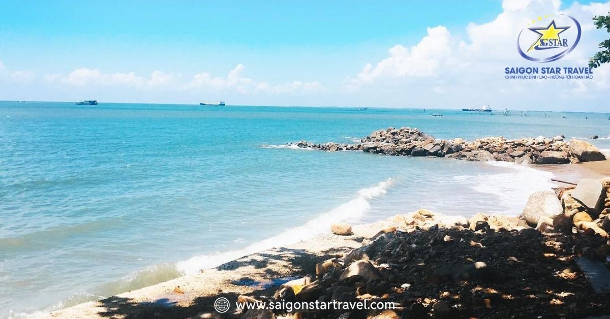 Khám phá vẻ đẹp hoang sơ của bãi Dâu Vũng Tàu