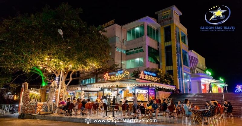 Ăn Vặt Vũng Tàu Có Gì Ngon? 15 Món Được Yêu Thích Nhất | Saigon Star Travel Quán kem Alibaba là nơi lý tưởng để giải nhiệt trong những ngày hè nóng bức