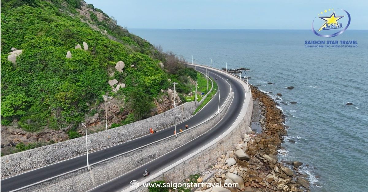 Hoàng hôn lãng mạn trên cung đường Đèo Nước Ngọt Long Hải