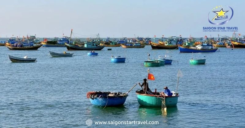 Du Lịch Biển Phước Hải Mùa Nào Đẹp? Có Gì Chơi | Saigon Star Travel Phước Hải mang đến những hình ảnh chân thực về cuộc sống ngư dân ven biển