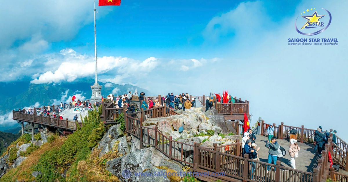 Hành trình kết nối những đỉnh cao Đông Tây Bắc luôn mang đến cảm xúc khó quên cho du khách.