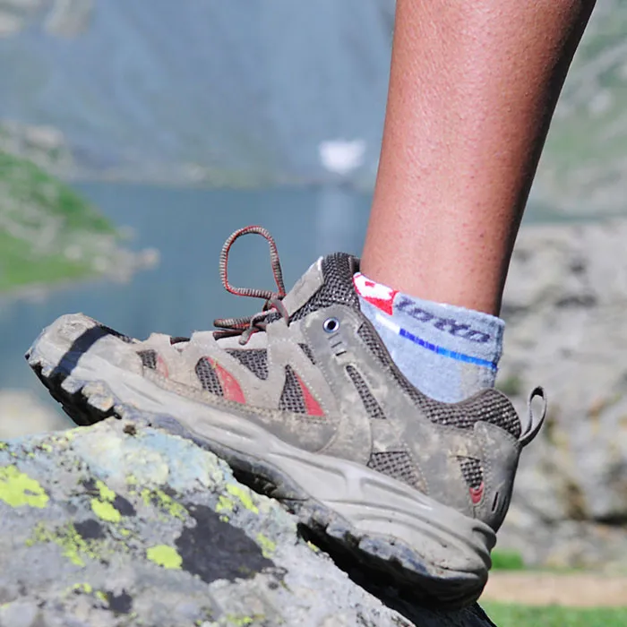 Kinh Nghiệm Chuẩn Bị Hành Lý Du Lịch Tết 2025 Cho Cả Gia Đình | Saigon Star Travel Top 7 kiểu giày dép nhẹ và êm hợp mang đi du lịch nhất 2024