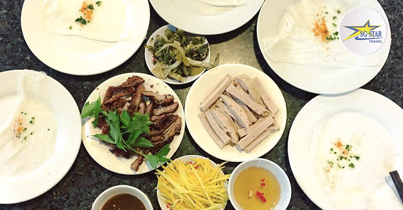 Bánh ướt chồng dĩa là món ăn có sự biến tấu độc đáo, có mặt ở nhiều tỉnh thành