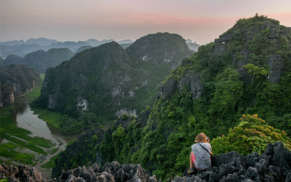 Hang Múa Ninh Bình có gì mà hút khách du lịch đến thế? | Saigon Star Travel hang-mua-ninh-binh-561-1