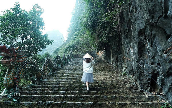 Hang Múa Ninh Bình có gì mà hút khách du lịch đến thế? | Saigon Star Travel hang-mua-ninh-binh-561-8