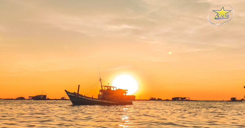 Ngắm hoàng hôn ở Mũi Gành Dầu tuyệt đẹp, bạn nên lưu lại những bức ảnh đáng giá tại đây
