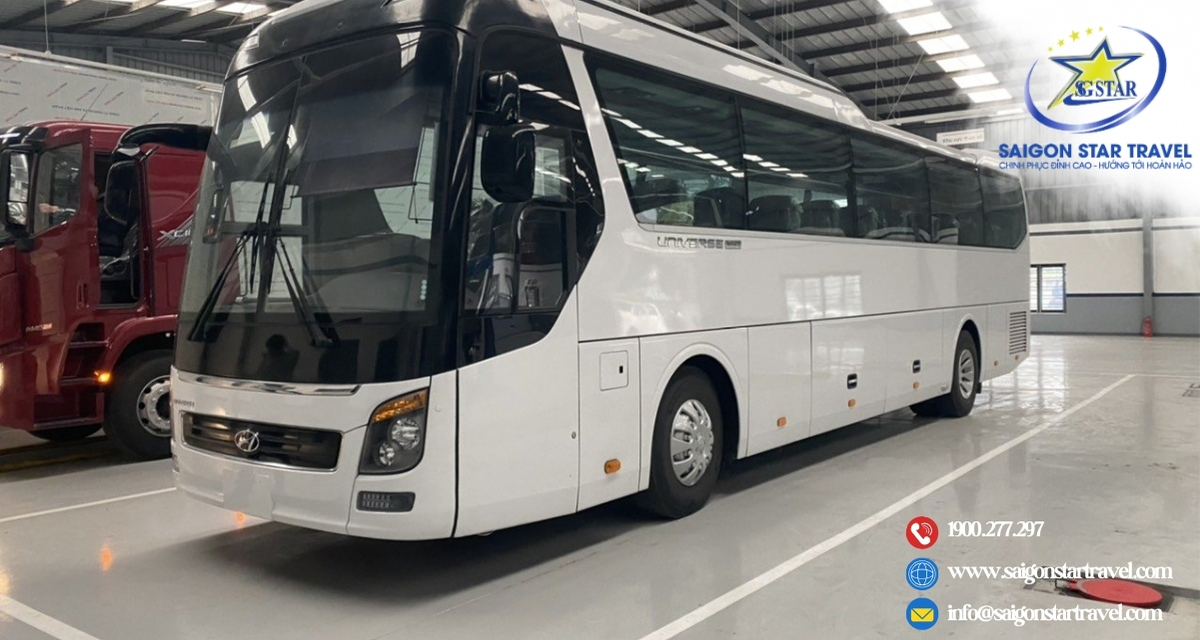 Xe khách Hyundai Universe - Các Dòng Xe 45 Chỗ Cho Thuê
