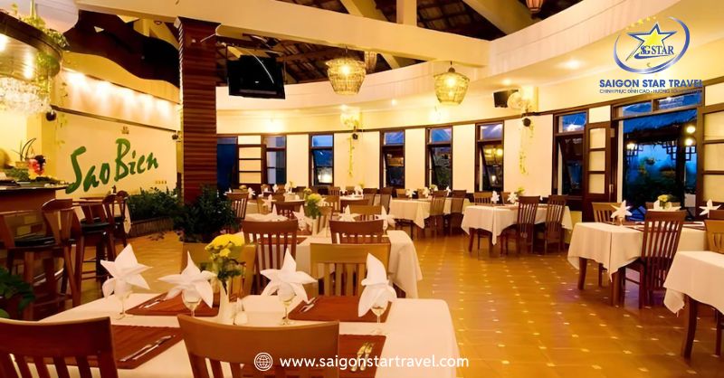 Nhà hàng tại Ocean Star