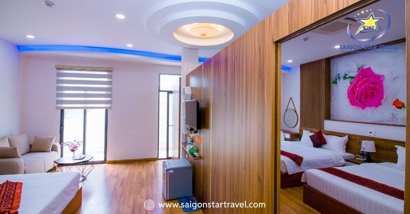 Không gian phòng nghỉ 4 giường tại Khách sạn Anh Thảo Quy Nhơn