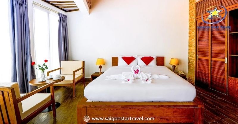 AURORA Villas & Resort với phòng lớn và giường King