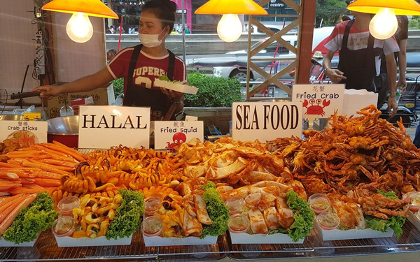 Khám phá những khu chợ Thái Lan nổi tiếng sầm uất | Saigon Star Travel Trải nghiệm mua sắm giá rẻ với ẩm thực địa phương tại Chợ Pratunam