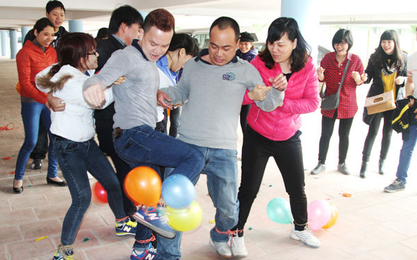 Khám phá top 5 trò chơi văn phòng được yêu thích hiện nay | Saigon Star Travel kham-pha-top-5-tro-choi-van-phong-duoc-yeu-thich-hien-nay-4