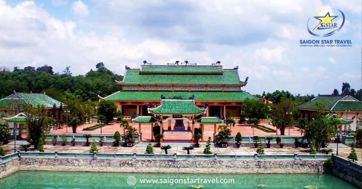 Tổng quan bên ngoài Văn miếu Trấn Biên