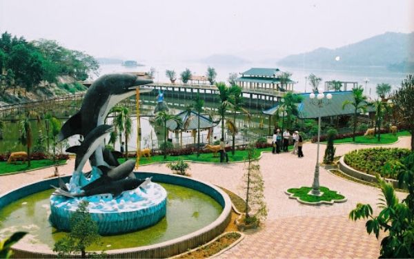 khu du lich ho nui coc kham pha vung dat huyen bi rung nui phia bac 2