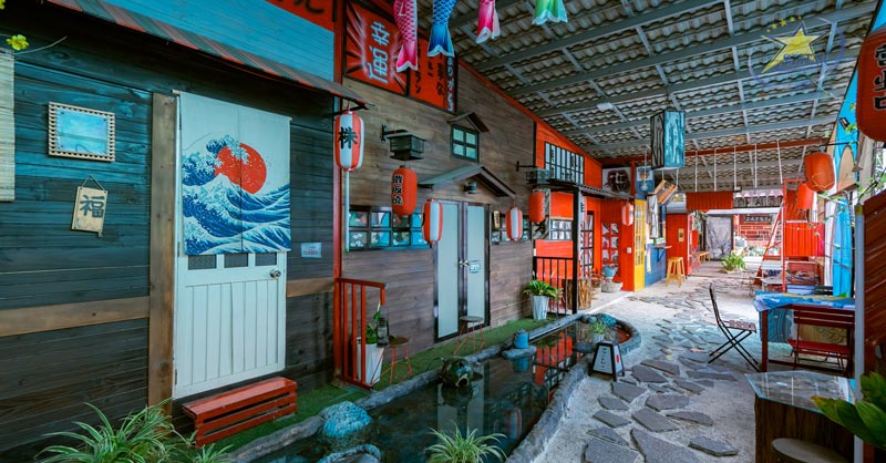 Cổng Trời Đà Lạt View Coffee - Điểm check-in siêu đẹp ngỡ như trên phim | Saigon Star Travel Khu nhà Nhật Bản với nhiều góc check-in cho bạn lạc vào xứ sở hoa anh đào nhiều màu sắc