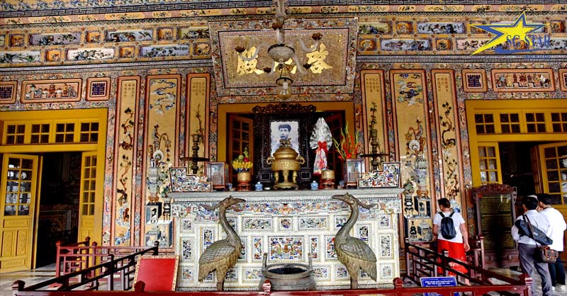 Kiến trúc lăng Khải Định Huế - Di sản văn hóa thế giới | Saigon Star Travel kien truc lang khai dinh 1