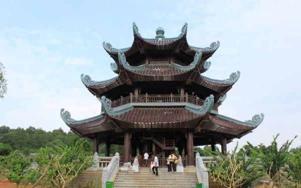 kinh nghiem di chua bai dinh danh cho cac du khach 9