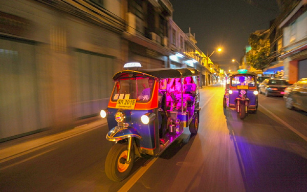 Kinh nghiệm di chuyển bằng xe tuk tuk Thái Lan từ A đến Z | Saigon Star Travel kinh-nghiem-di-chuyen-bang-xe-tuk-tuk-thai-lan-tu-a-den-z-1