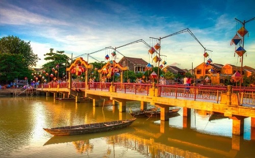 Kinh nghiệm đi du lịch Đà Nẵng tháng 3 đầy đủ từ A-Z | Saigon Star Travel kinh-nghiem-di-du-lich-da-nang-thang-3-day-du-tu-a-z-7