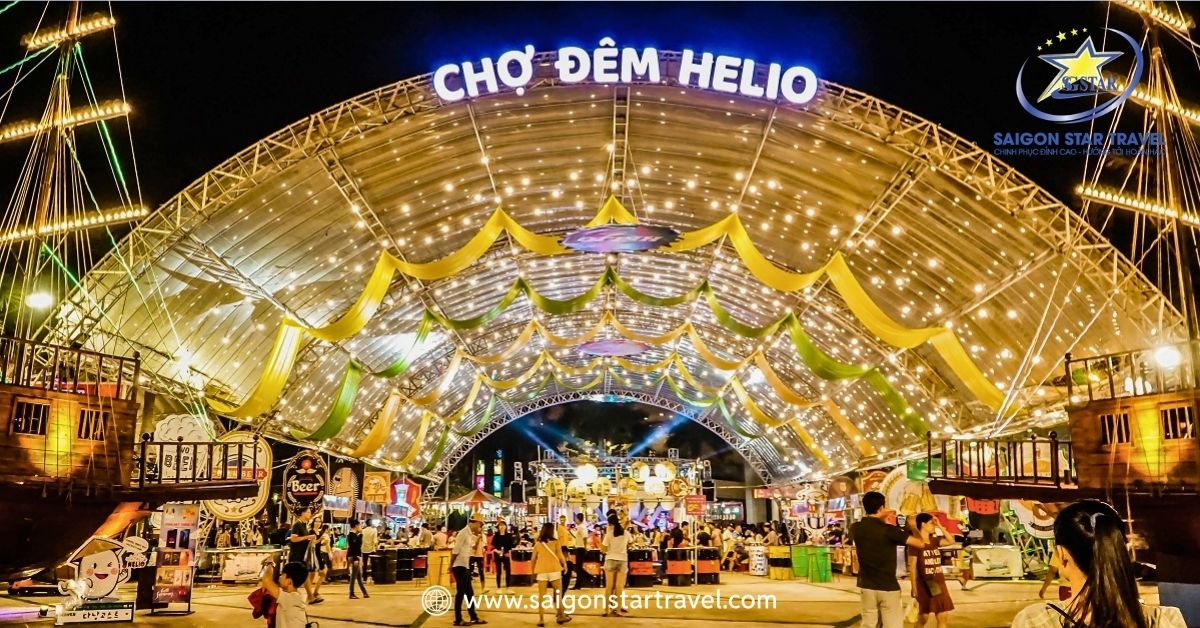 Khu cổng vào Chợ đêm Helio Đà Nẵng lung linh đèn về đêm