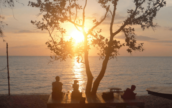 Kinh nghiệm du lịch Koh Rong Samloem- Campuchia cho những ai chưa biết! | Saigon Star Travel kinh-nghiem-du-lich-koh-rong-samloem-cho-nhung-ai-chua-biet (3) (1)