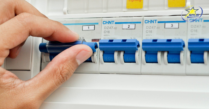 Kinh Nghiệm Du Lịch Tết Nguyên Đán 2024 Chi Tiết Nhất | Saigon Star Travel Đảm bảo ngắt điện trước khi khởi hành du xuân