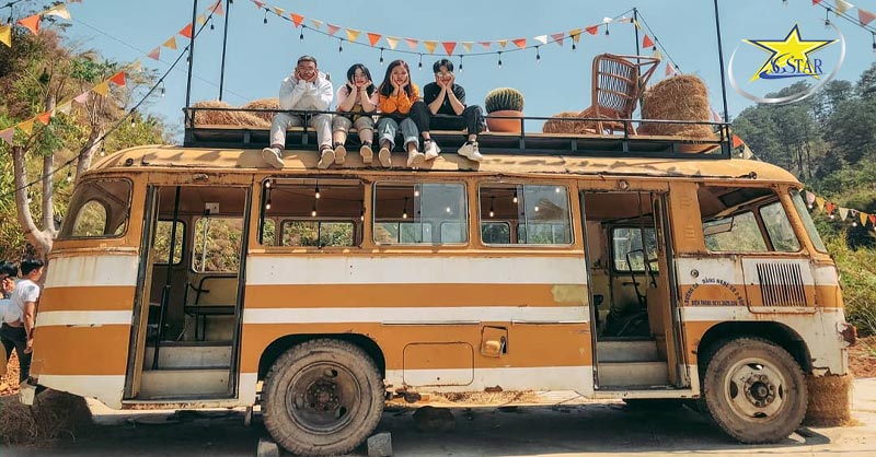 Kombi Land Coffee Đà Lạt có gì đặc biệt