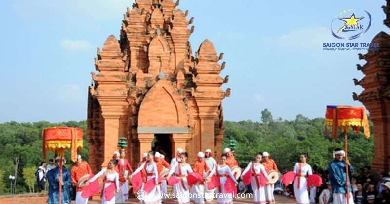 Khám Phá Lễ Hội Katê Của Người Chăm: Nét Đẹp Văn Hóa Đặc Sắc | Saigon Star Travel Lễ hội Katê của người Chăm