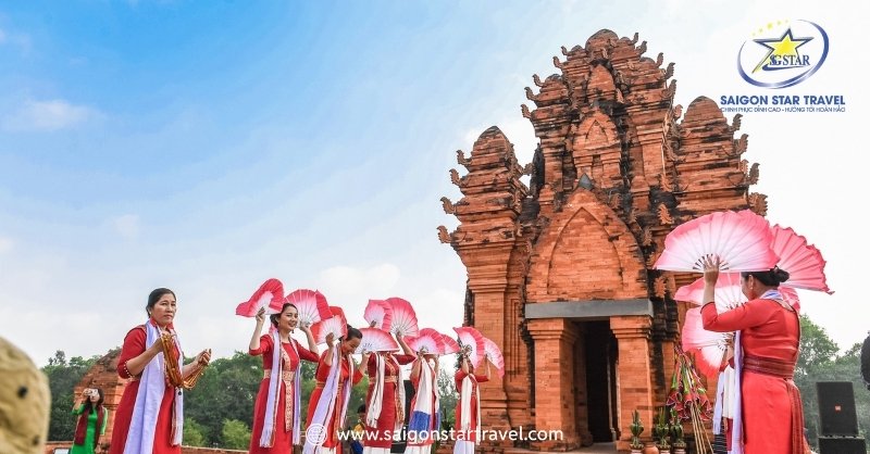 Khám Phá Lễ Hội Katê Của Người Chăm: Nét Đẹp Văn Hóa Đặc Sắc | Saigon Star Travel Lễ hội Katê của người Chăm