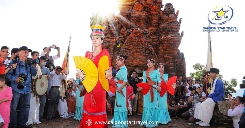 Khám Phá Lễ Hội Katê Của Người Chăm: Nét Đẹp Văn Hóa Đặc Sắc | Saigon Star Travel Lễ hội Katê của người Chăm