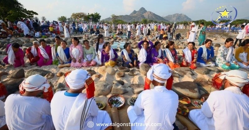 Lễ Hội Ramưwan Bình Thuận: Sắc Màu Văn Hóa Chăm Pa | Saigon Star Travel Lễ hội ramưwan
