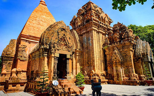le-hoi-thap-ba-ponagar-nha-trang-2019-sgs-1