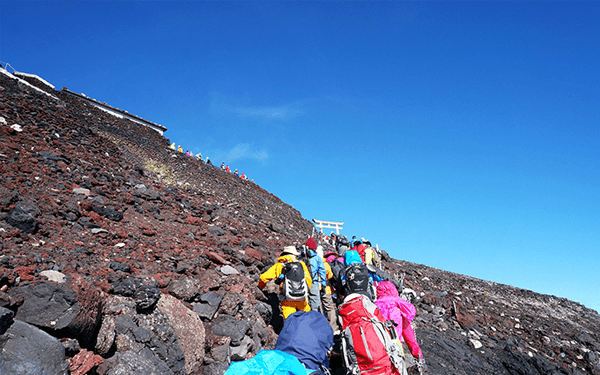 Núi Phú Sĩ- Fuji Mountain địa điểm không thể bỏ qua tại Nhật Bản | Saigon Star Travel nui-phu-si-fuji-mountain-dia-diem-khong-the-bo-qua-tai-nhat-ban-4