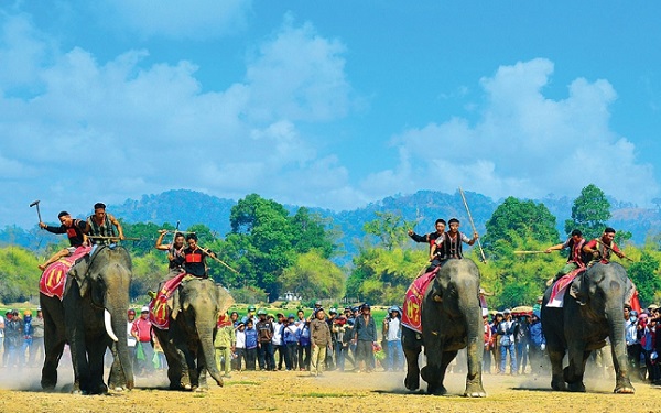 Mách bạn kinh nghiệm lựa chọn thời điểm đi Buôn Mê Thuột đẹp nhất | Saigon Star Travel mach-ban-kinh-nghiem-lua-chon-thoi-diem-di-buon-me-thuot-dep-nhat-2