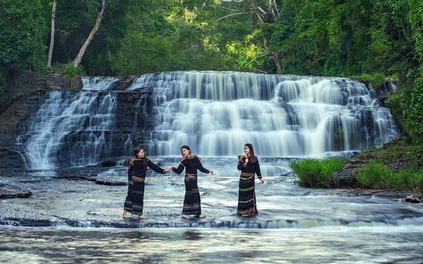 Mách bạn kinh nghiệm lựa chọn thời điểm đi Buôn Mê Thuột đẹp nhất | Saigon Star Travel mach-ban-kinh-nghiem-lua-chon-thoi-diem-di-buon-me-thuot-dep-nhat-3