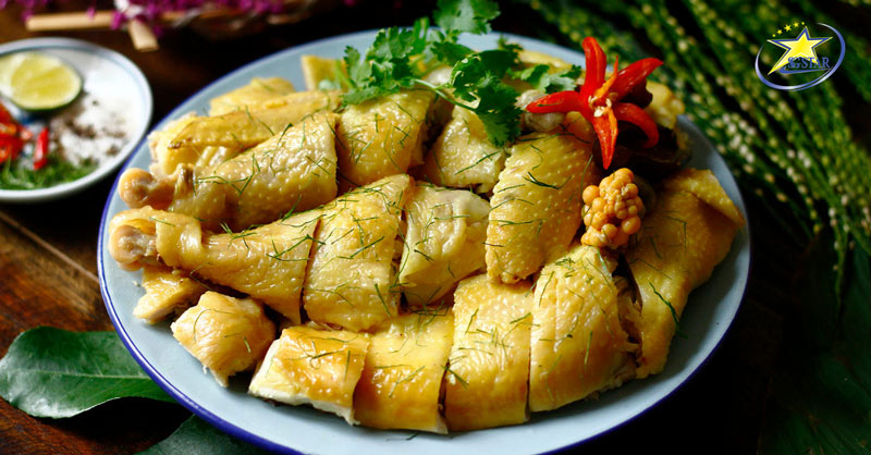 Gà luộc - Món ăn không thể thiếu trong ngày Tết