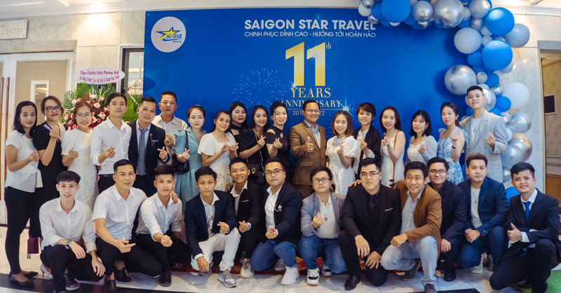 Mừng Sinh Nhật Lần Thứ 11 - Công Ty Cổ Phần Saigon Star | Saigon Star Travel Đội ngũ nhân viên của Saigon Star