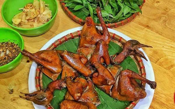 Nên ăn gì khi “lạc” vào con phố ẩm thực Tống Duy Tân - Hà Nội | Saigon Star Travel nen-an-gi-khi-lac-vao-con-pho-am-thuc-tong-duy-tan-ha-noi-3