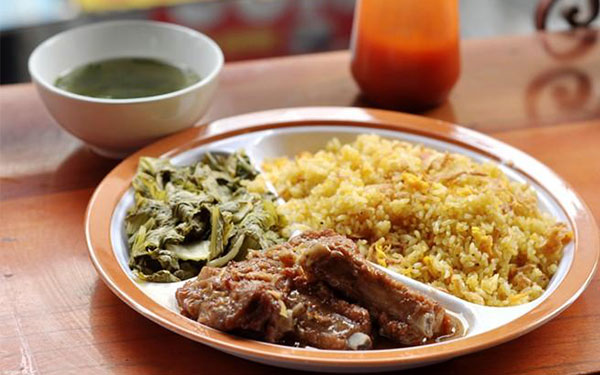 Nên ăn gì khi “lạc” vào con phố ẩm thực Tống Duy Tân - Hà Nội | Saigon Star Travel nen-an-gi-khi-lac-vao-con-pho-am-thuc-tong-duy-tan-ha-noi-4