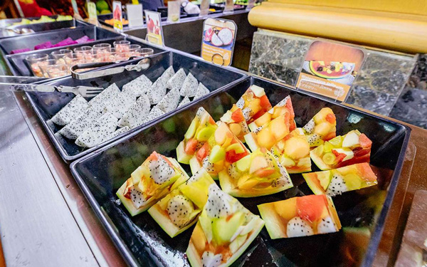 Ngắm trọn Bangkok tại tòa nhà 86 tầng Baiyoke Sky | Saigon Star Travel Các loại trái cây và món ăn được chế biến từ trái cây