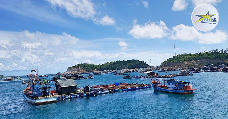 Ngất ngây với nét đẹp của làng nghề nuôi cá bè ở Hòn Ngang