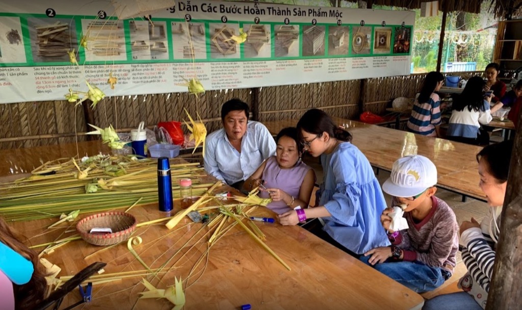 nghề thủ công - Tour Học Tập Dã Ngoại 1 Ngày tại Nông Trại Xanh The BCR