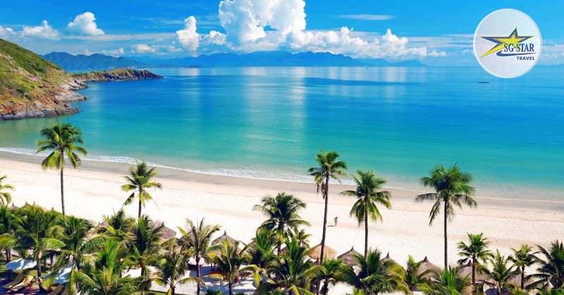 30 Tháng 4 Là Ngày Gì? Ngày 30 Tháng 4 Mùng 1 Tháng 5 Có Ý Nghĩa Gì? | Saigon Star Travel nha-trang-thien-duong-ruc-nang